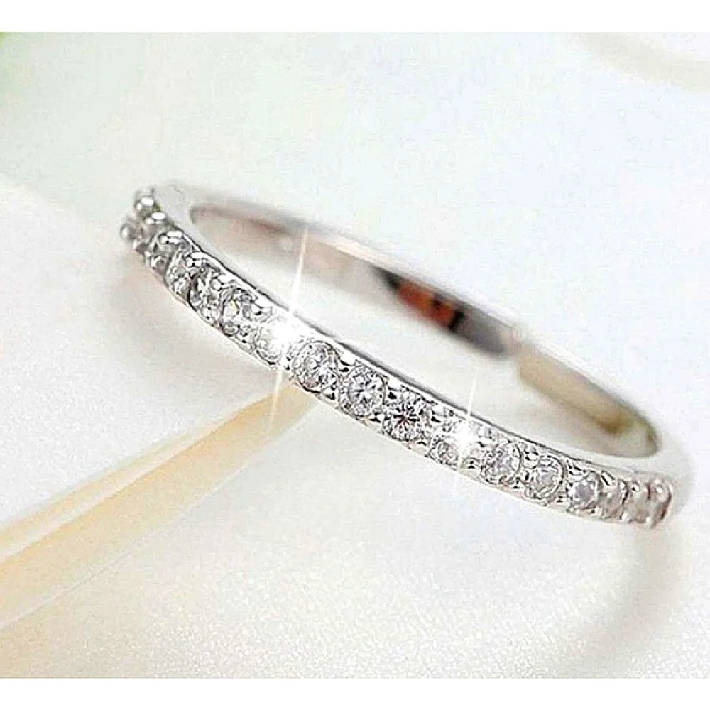 NEW Women's Simulated Diamonds 925 Sterling Silver Band Ring,‎ Adjustable